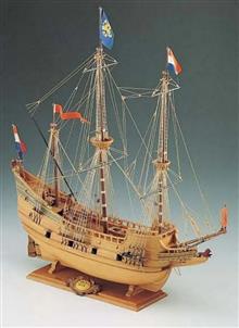 1/50 NEDERLANDS GALJOEN "HALF MOON"