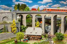 1/87 VIADUCT SET 2-SPORIG GEBOGEN