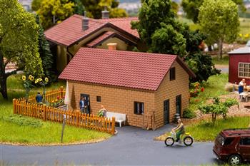 1/87 KLEIN HUIS