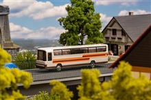 1/87 MB BUS O 303 RHD COACH (WIKING)