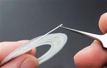 EXTRA-FINE DOUBLE-SIDED TAPE (0.5MM) 5 MTR TL19 (1/25) *