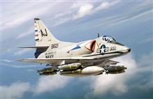 1/48 A-4C SKY HAWK (09/25) *