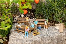 1/22,5 RUSTIEKE HOUTEN BANKEN EN TAFELS