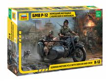 1/35 R12 GERMAN MOTORCYCLE WITH SIDECAR AND CREW