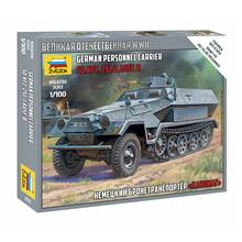 1/100 GERMAN PERSONNEL CARRIER SD.KFZ.251/1 AUSF.B WWII